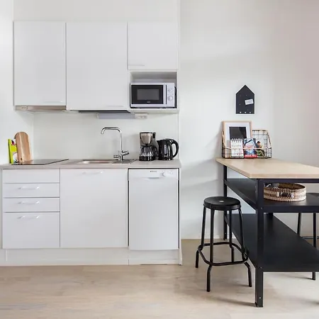 Cozy Scandinavian Near Airport Vantaa